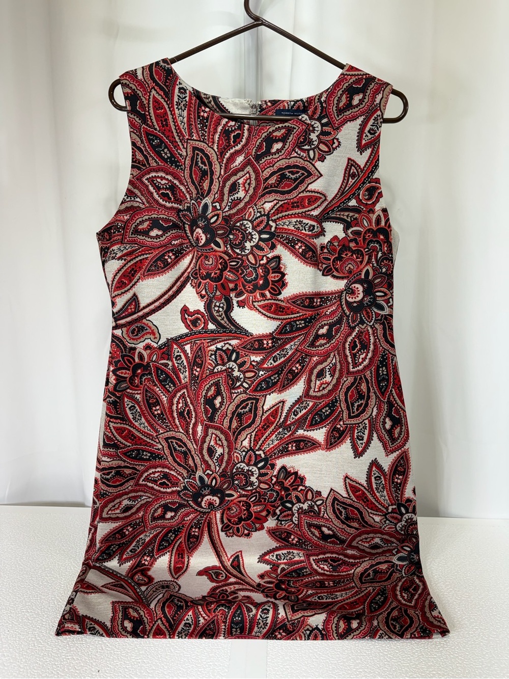 Tommy Hilfiger Red, Black & Cream Paisley Sleeveless Shift Dress 4134